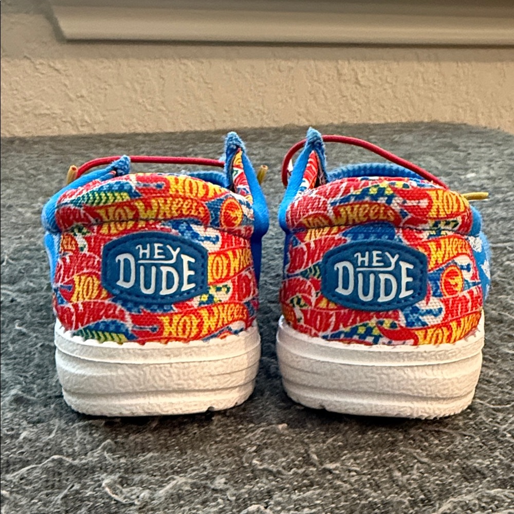 Hey Dude Hot Wheels Kids Sneakers with Multicolor Pattern - Picture 2 of 4